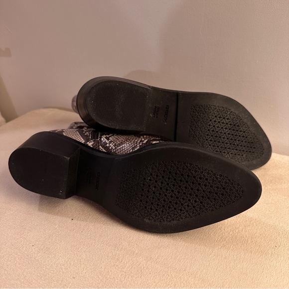 Western snake print Booties - Picture 4 of 4